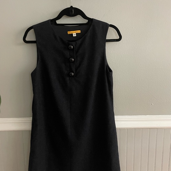 Alice + Olivia Wool Blend Navy Blue Shift Dress with Large Buttons Sleeveless - Picture 3 of 9